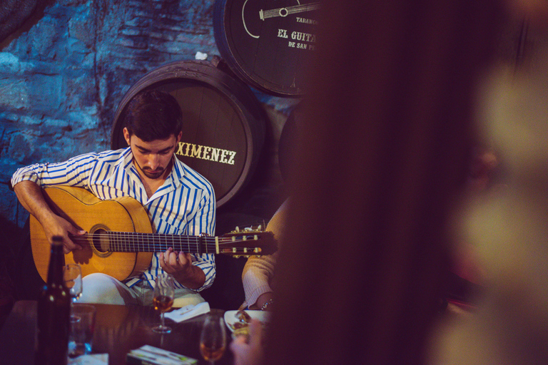 Jerez: Gastronomic Walk, Lunch and Sobremesa Flamenca