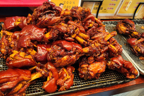 Busan: Local Market, Jokbal Dinner, and Beach Experience