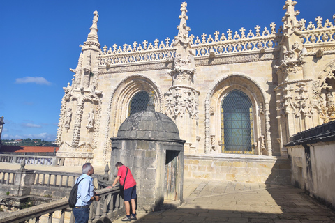 From Lisbon: Medieval Tour, Batalha, Tomar, Alcobaça, Óbidos Private Tour Option