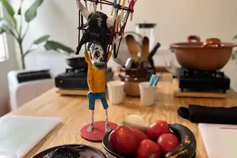 Muitos moles: Aula de culinária e banquete com várias variedades de moles