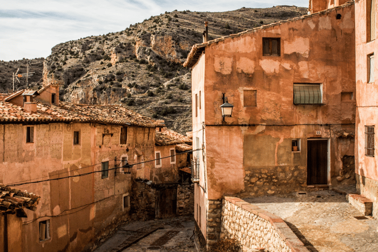 From Valencia: Albarracin and Teruel Guided Day Trip