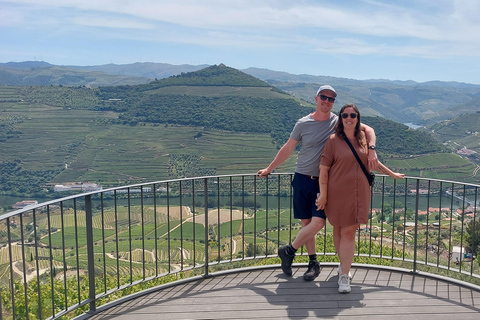 Douro Valley: Private Wine Tour with Lunch
