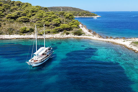 Brac/Hvar/Lagoa Azul - Excursão de um dia de barco