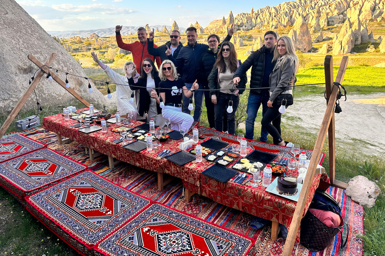 Cappadocia: Barbecue Picnic at Sunset with Transfer