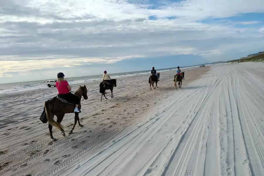 Amelia Island: Abenteuer Reiten am Strand. Foto: GetYourGuide