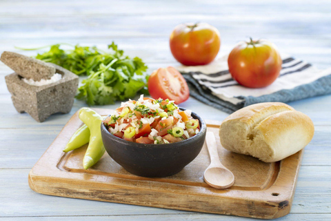 Valparaíso: Chilean Drinks & Appetizers Class with a Local Private Class