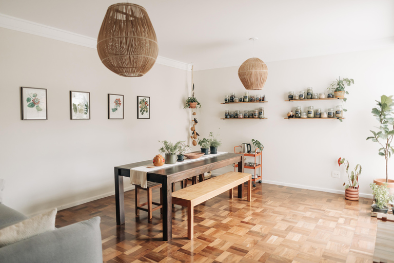 Paint & Sip Tea: Botanical Illustration in São Paulo Studio