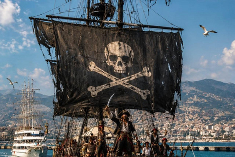 Alanya: romantic and party Boat with Lunch Drinks,Transfers Alanya: PirateBoat Trip Lunch Swimming Breaks (No transfer)
