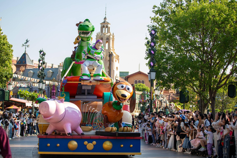 Shanghai: Fantasy-Themed Resort Entry Ticket Entry Ticket (Fri-Sun)