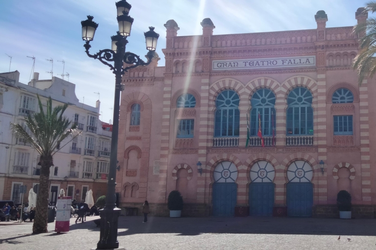 Guided tour of Cádiz: stories from the hand of a local guide