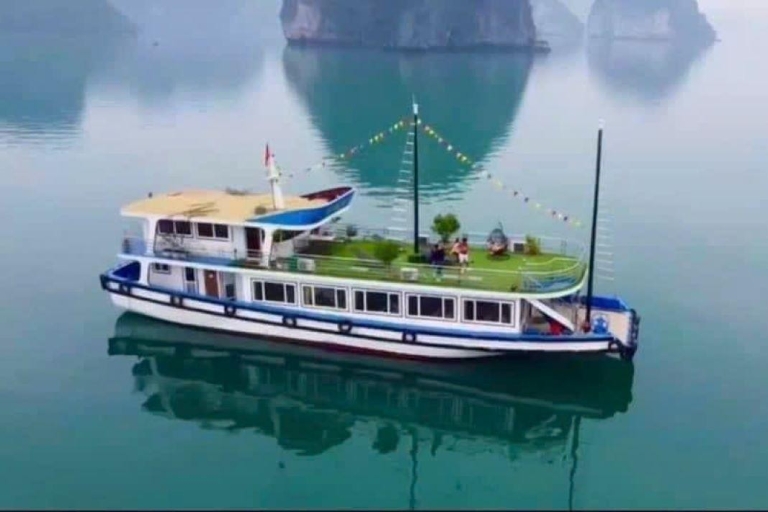 Desde Hanoi: Descubre la Bahía de Ha Long 1 Día en Crucero Privado