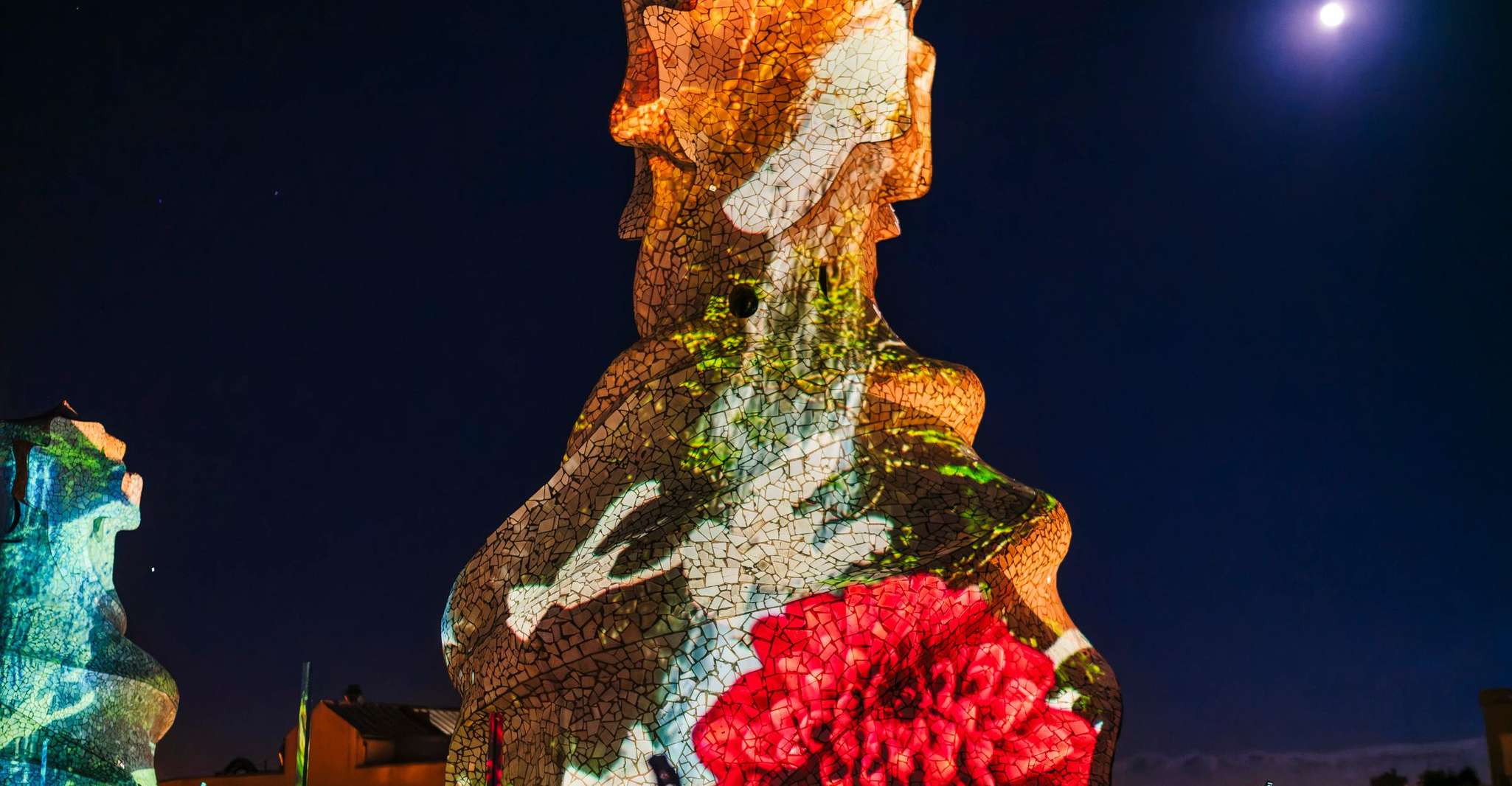 Barcelona: La Pedrera Night Experience photo 7