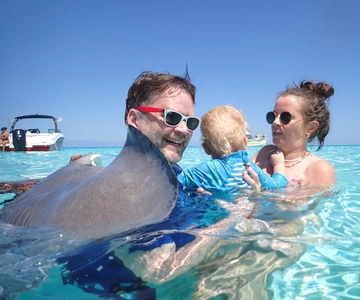 Stingray City e Starfish Point Beach - (2 paragens)