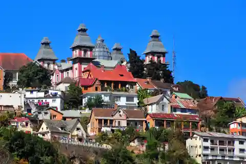 Antananarivo enthüllt: Majestät, Märkte und Erinnerungen