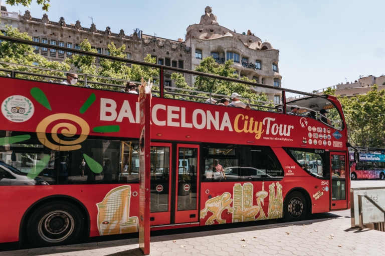 Barcelona: hop on, hop off-stadstour voor 1 of 2 dagenHop on, hop off-dagkaart