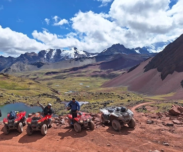 ATV przez Red Valley do Rainbow Mountain