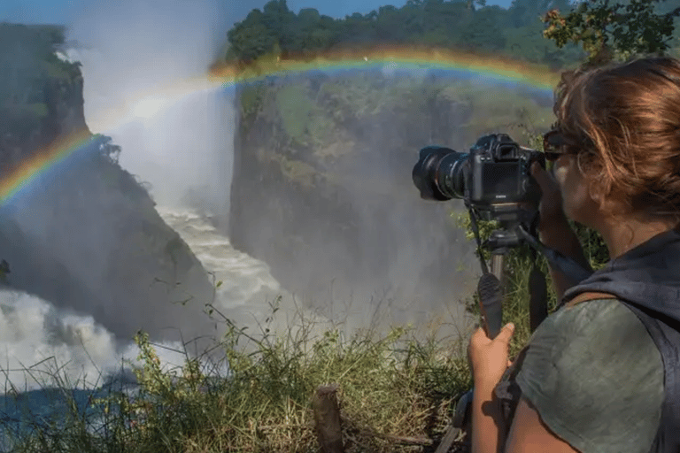 Victoria Falls: Guided Orientation Walk and Photo Tour