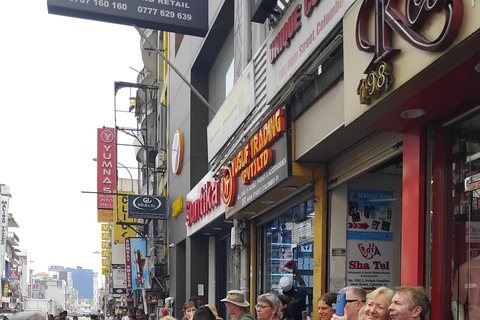 Explore Cultural Colombo and Local Cuisine Tour by bus