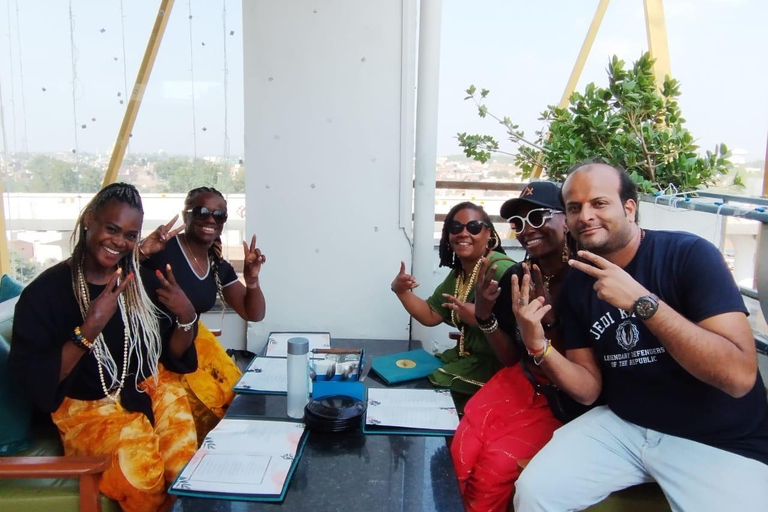 From Mathura: Taj Mahal and Agra Fort Private Day Trip