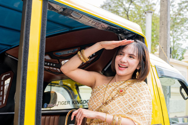 Phuket: Thai Costume Experience with Hotel Transfers