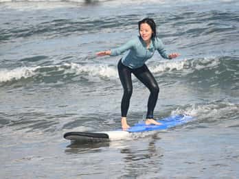 Lezioni di surf a Kuta : Lezione di surf di 2 ore