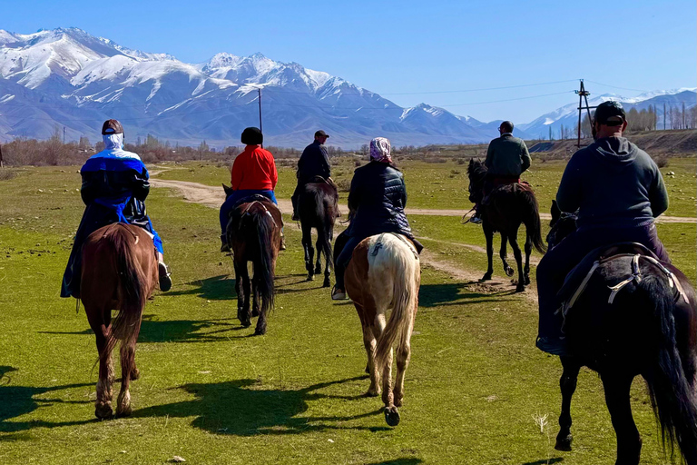 4 Days Issyk Kul Tour: Eagles, Yurts and Nomadic Traditions