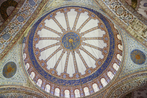 Istanbul: Small Group Guided Tour with Lunch & Tickets