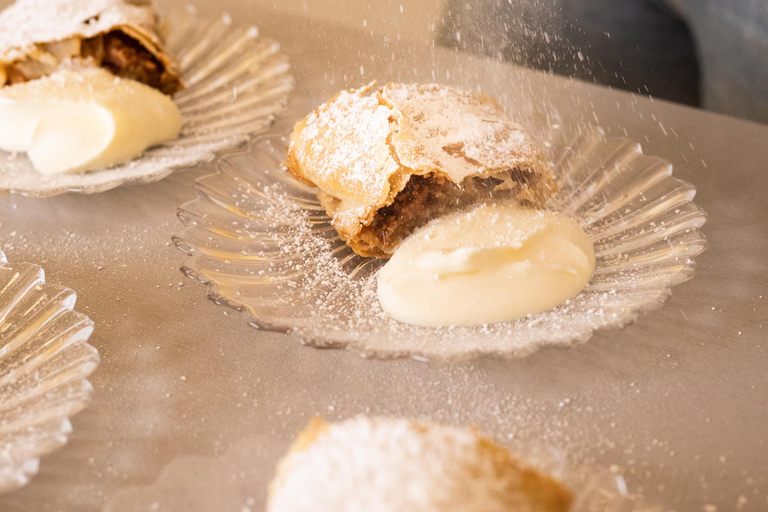 Viena; Aula de culinária: Schnitzel&amp;Strudel