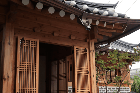 Seúl: tour a pie por el barrio de BukchonPrivate Tour Option