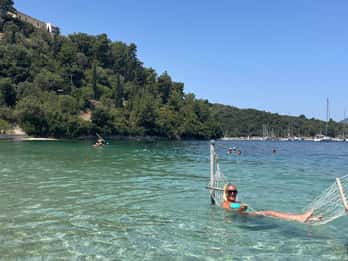 Lefkada Nydri: Island-Hopping Cruise with Beach BBQ Lunch