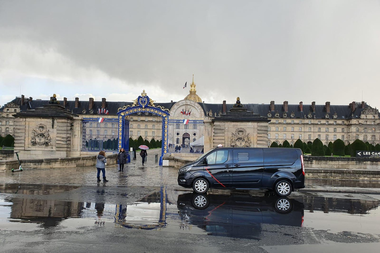 Paris: Versailles Palace Private 2 Way-Transfer