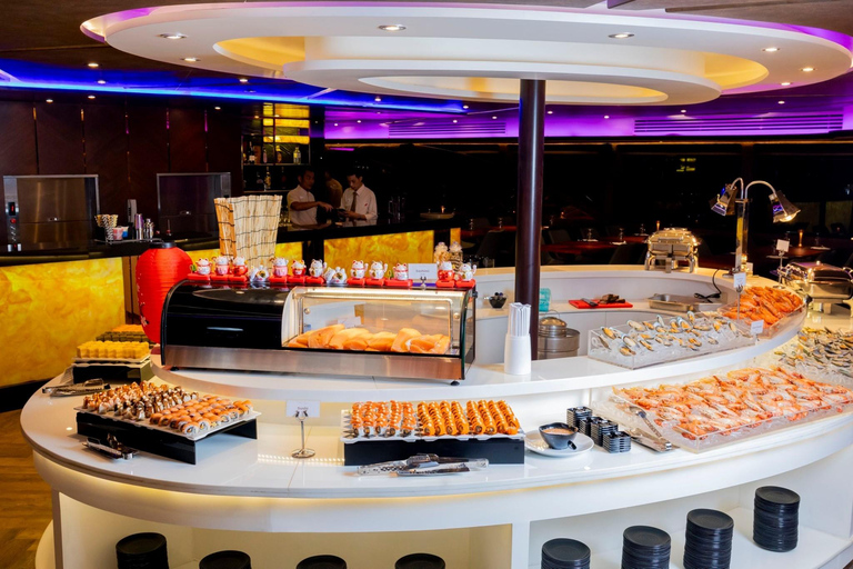 Bangkok: Opulence Buffet Dinner Cruise met dansshow