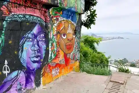 Rio de Janeiro: Favela Jeep Tour to Rocinha and Capoeira
