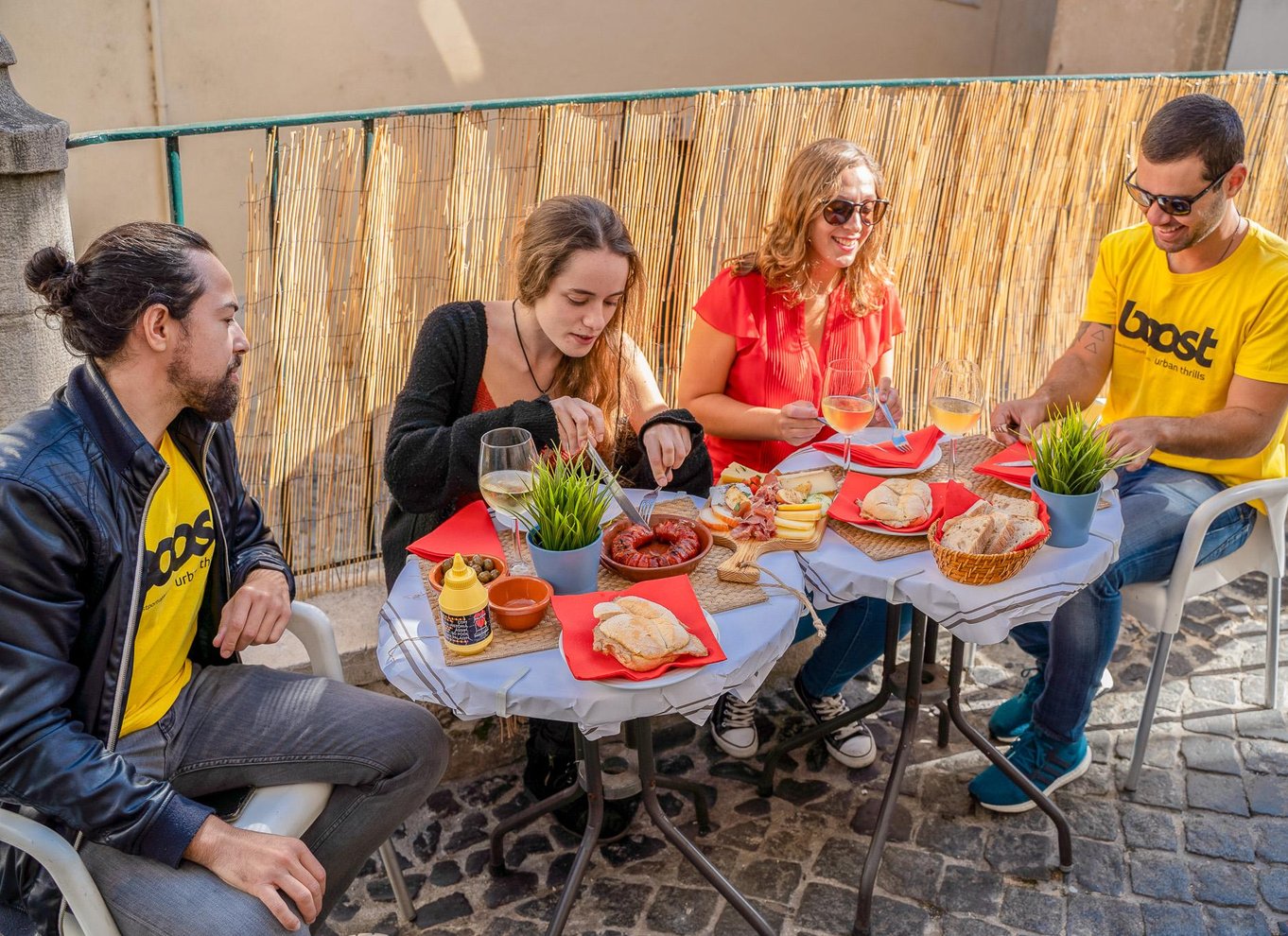 Lissabon: Segway-tur med mad i Alfama og den gamle bydel i Lissabon