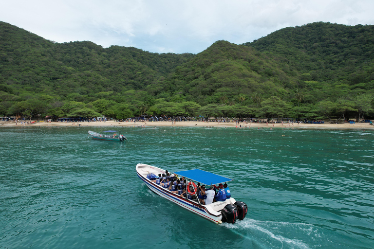 Playa Cristal Sightseeing Tour by Speedboat, Tayrona Park