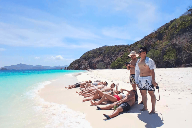 Coron Palawan - Eilandavontuur met buffetlunch aan het strand