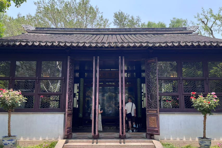 Suzhou & Tongli Water Town One Day Escape from Shanghai