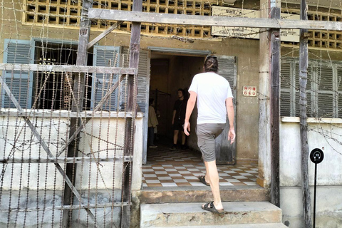 Phnom penh full day Tour full day in Phnom pen , no tour guide!