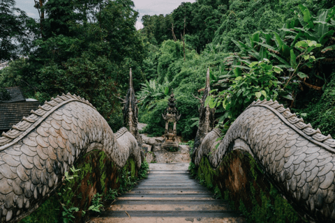 Wat Pha Lat, Doi Suthep e cruzeiro no rio Mae Ping ao pôr do sol