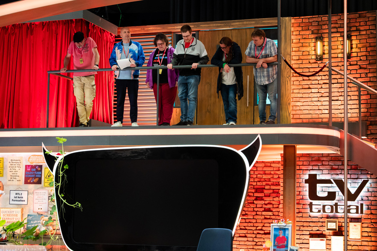 Cologne: 1-hour TV studio tour led by a glamorous drag queen Cologne: One-hour TV studio tour led by a glamorous drag queen