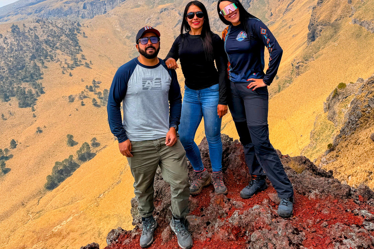 Iztaccihuatl Summit: 2-Day Tour with Gear and Personalized Tour Guide Iztaccíhuatl Summit: 2-Day Tour with Gear and Personalized Tour Guide