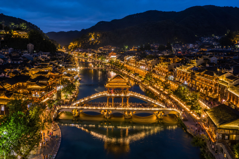 Zhangjiajie: Fenghuang Ancient Town Cruise Ticket & Transfer Tuo River Night Cruise E-Ticket