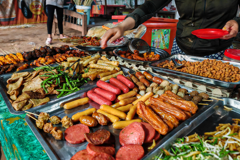 Siem Reap: Mönchs-Segen und Dorfleben auf einer Tour mit dem RollerSiem Reap: Mönchs-Segen und Dorfleben auf einer Roller-Tour