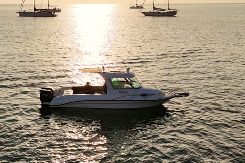 Phuket: Private Boat Tour with Sunset Cruise