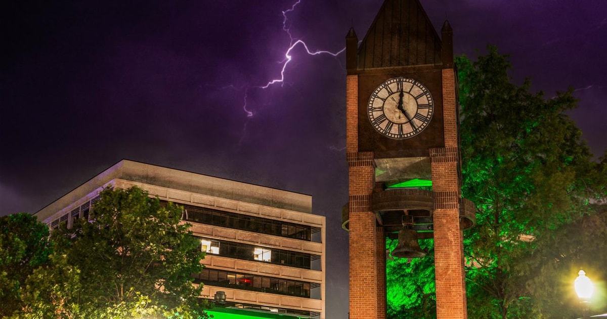 Houston: Ghosts and Hauntings Walking Tour | GetYourGuide