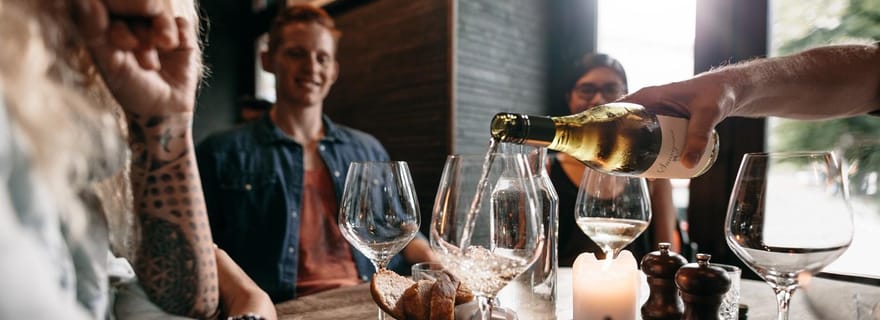 Taormine : Tour de l'Etna, visite d'un domaine viticole, déjeuner et dégustation de vin