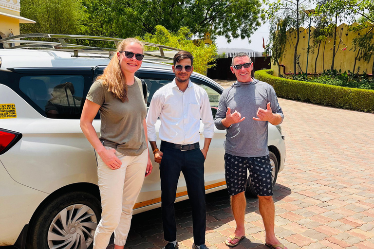 From Delhi: Taj Mahal & Agra City Tour with Fatehpur Sikri Private Tour with Tour Guide Only