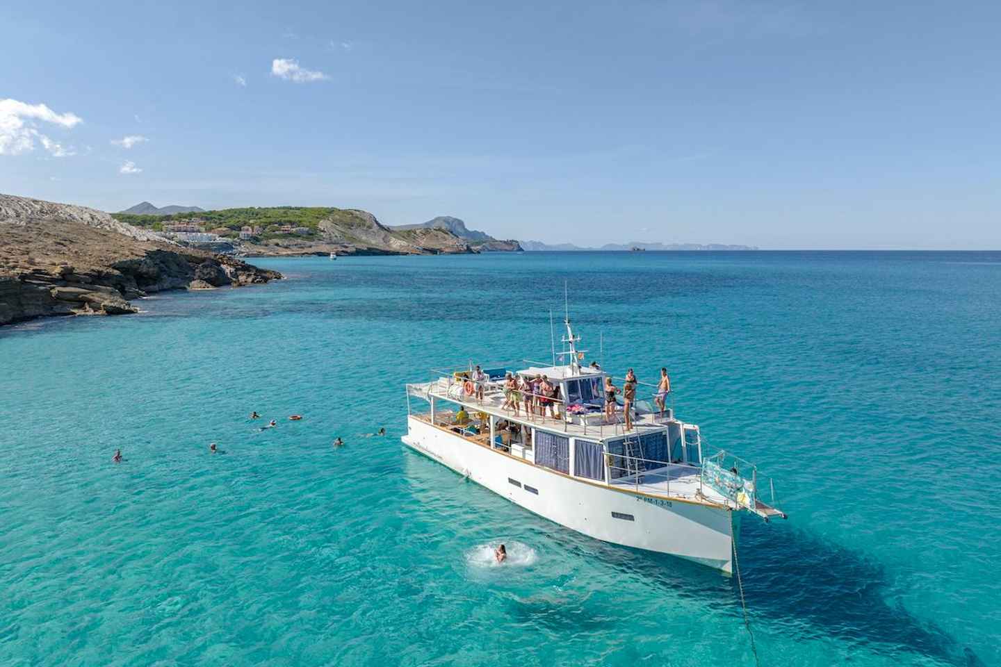 Bátferð með Drykkjum og Hádegisverði