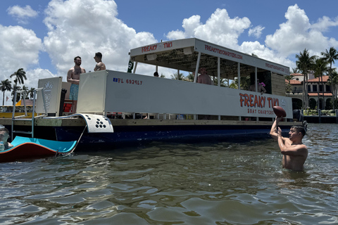 Fort Lauderdale: Private Party Boat Charter for Up to 22 2-Hour Private Charter for Up to 22