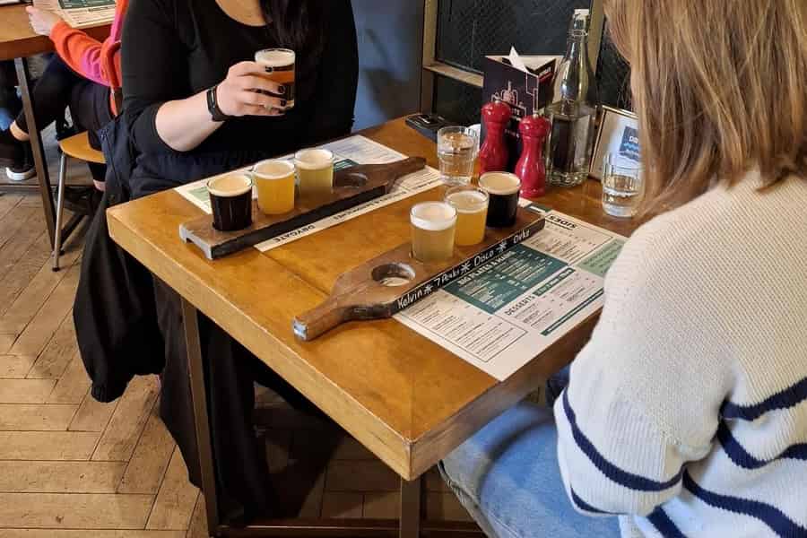 Glasgow: City and Clyde Bridges Bike Tour with Beer Tasting